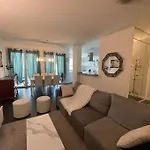 Elegant Relax Near Veron Center Fair Garda Appartement