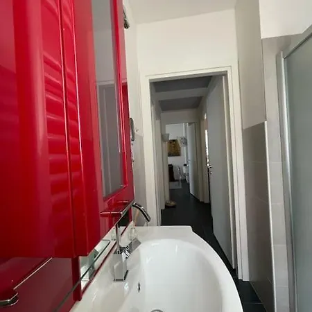 Apartment Elegant Relax Near Veron Center Fair Garda