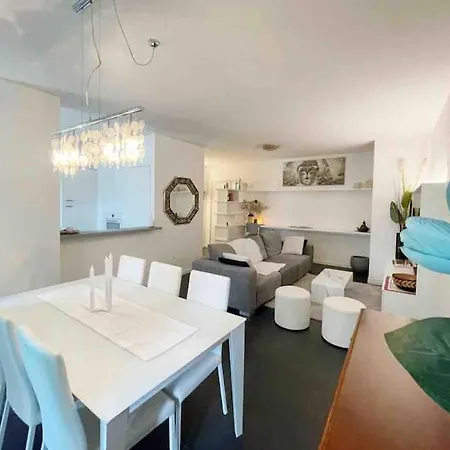 Elegant Relax Near Veron Center Fair Garda Verona