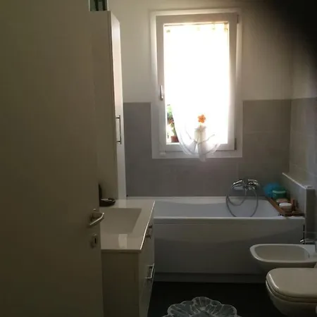 Apartment Elegant Relax Near Veron Center Fair Garda Verona