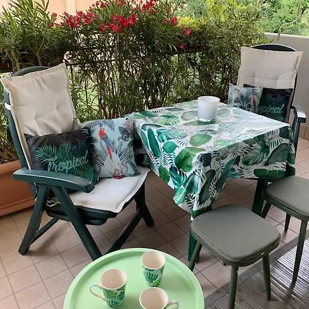 Apartment Elegant Relax Near Veron Center Fair Garda